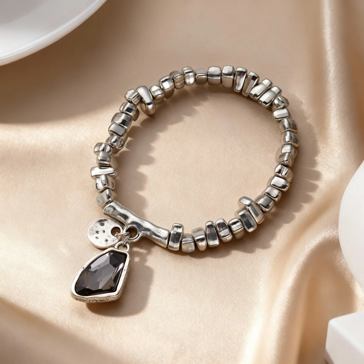Simple Baroque Irregular Gray Crystal Pendant Necklace For Women